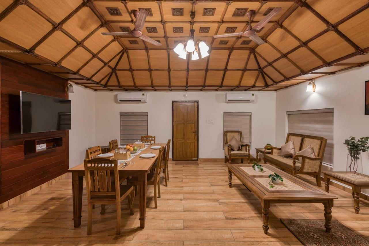 The Backwater Heritage- Comp Breakfast With River View & Lawn By Stayvista Alappuzha 外观 照片
